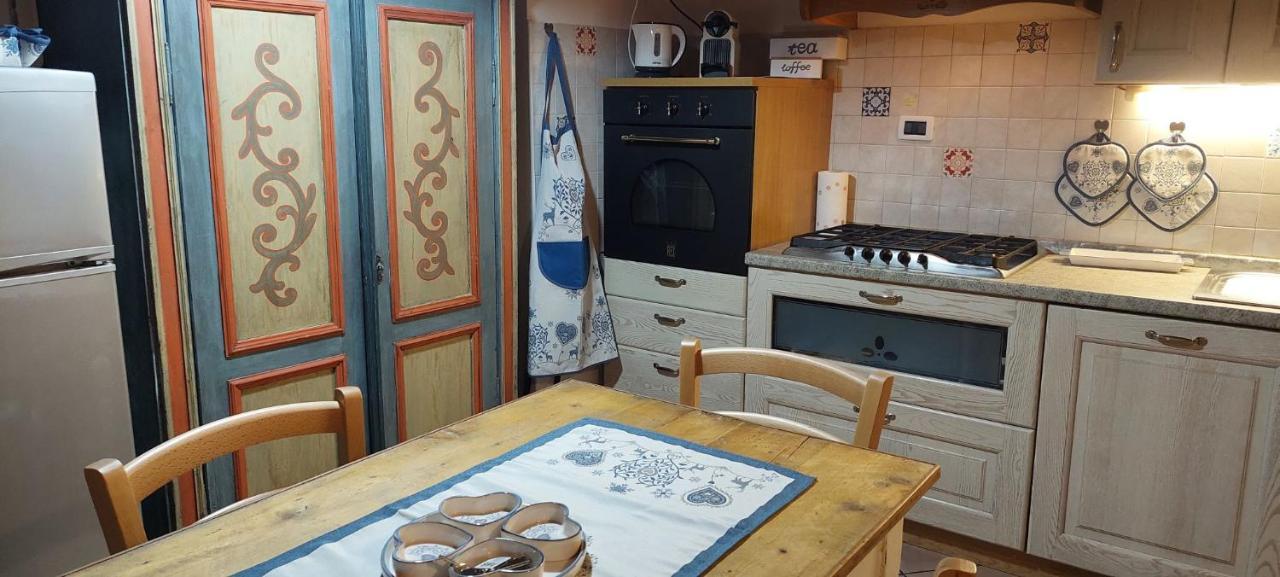 Loft Della Perpetua Di Casa Bernardi, Fuga Romantica Petfriendly Montagnaga  Buitenkant foto