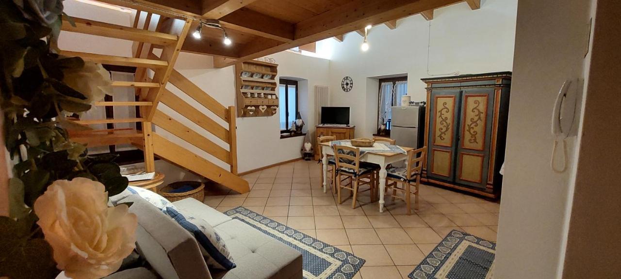 Loft Della Perpetua Di Casa Bernardi, Fuga Romantica Petfriendly Montagnaga  Buitenkant foto