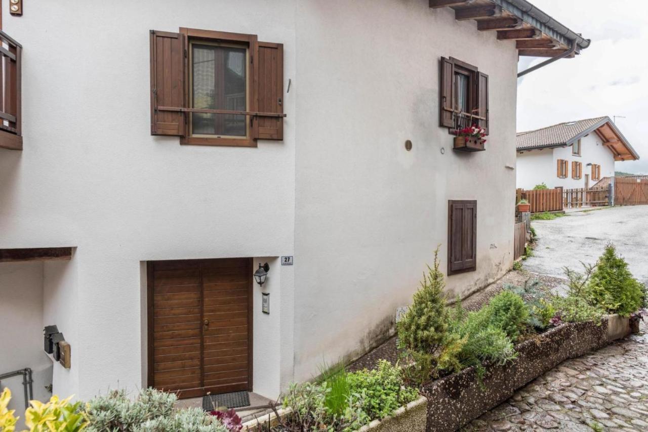 Loft Della Perpetua Di Casa Bernardi, Fuga Romantica Petfriendly Montagnaga  Buitenkant foto