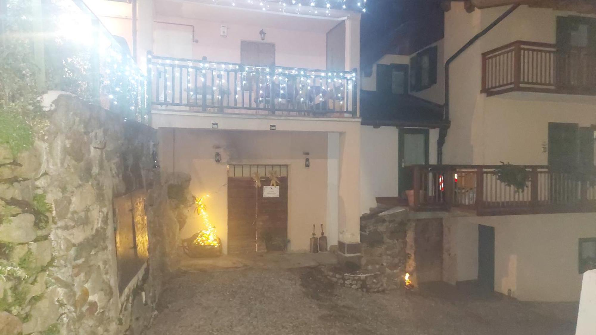 Loft Della Perpetua Di Casa Bernardi, Fuga Romantica Petfriendly Montagnaga  Buitenkant foto